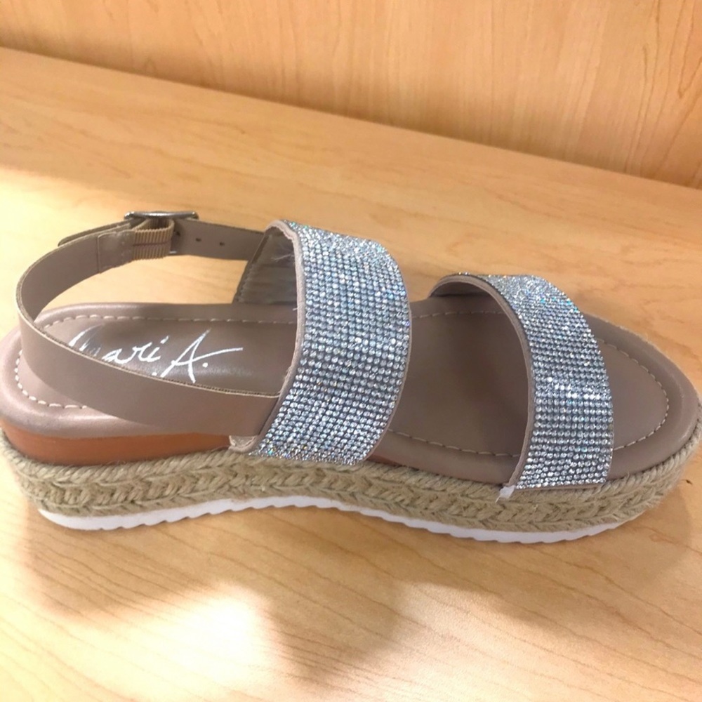 NIB Mari A. Tamara Nude Sandals Size 8.5 Espadrille - Picture 2 of 9